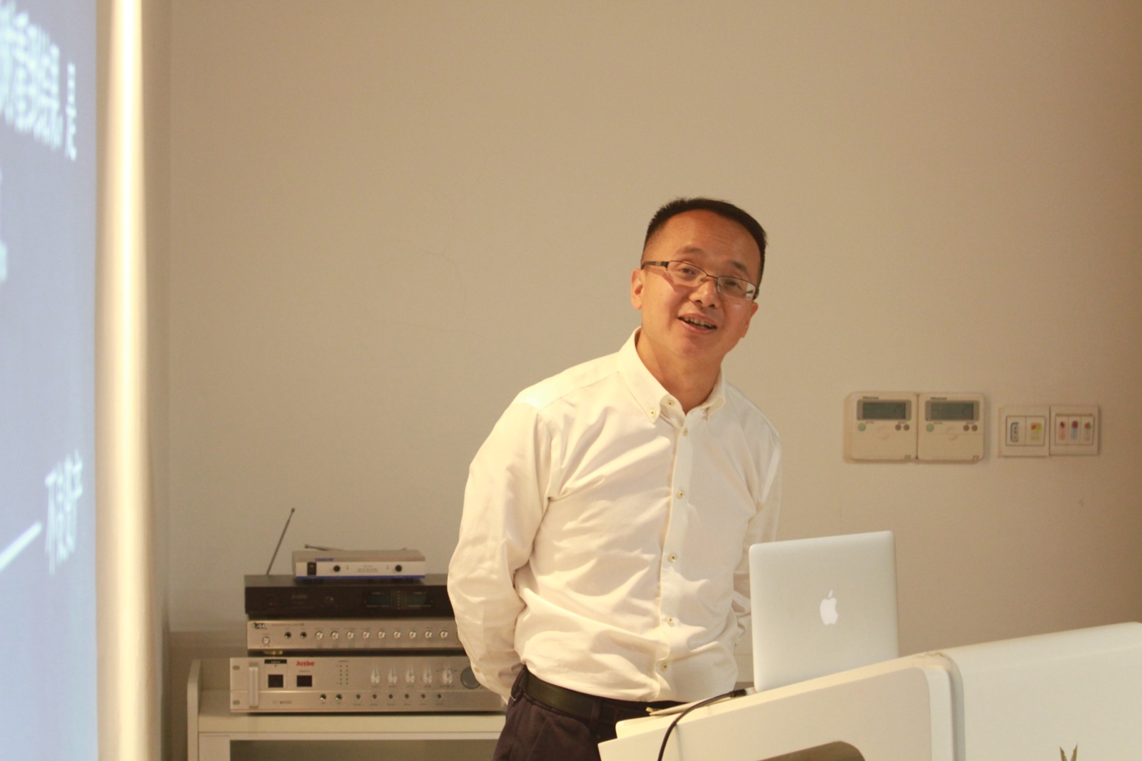 内部培训3.jpg 内部培训3.jpg